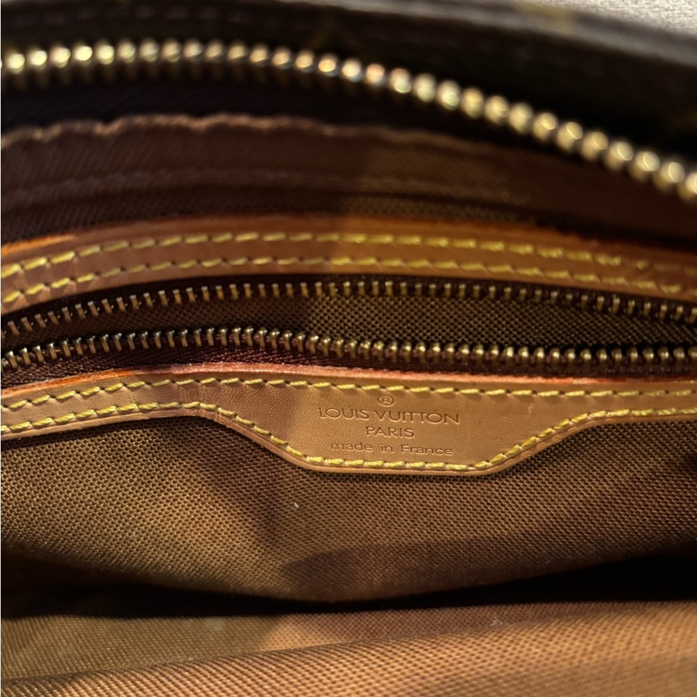 Louis Vuitton Monogram Canvas Crossbody Bag in Brown and Tan - Picture 4 of 15